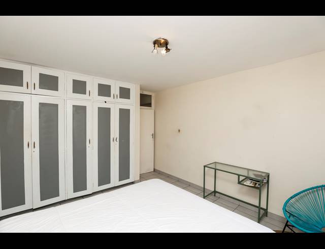 1 BEDROOM APARTMENT FOR SALE IN POINT
